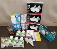 Box of Assorted Light Bulbs