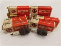 Autolite TT4 Spark Plugs new old stock