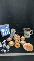 Various miniature keepsakes, ceramic vase mug,