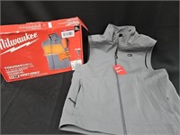 Milwaukee Heated Vest. No battery! Vest only.