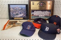 Detroit Tigers Plaques Hats & Pennant