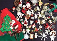 TABLE ASSORTED CHRISTMAS ORNAMENTS LLADRO LENOX