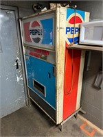 1970’s Pepsi Machine