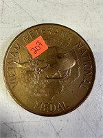 LARGE VIETNAM VETERANS NATIONAL MEDAL