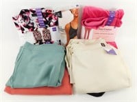 * 8 Pieces of New Women's Clothing - Size XXL