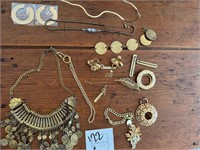 Gold plate lot
