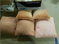 Set of pink and orange pillows
