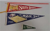 3 Pennants