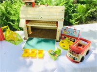 Fisher Price School House and Farm w/ accessories