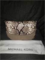 Michael Kors tassle conv shoulder leather purse