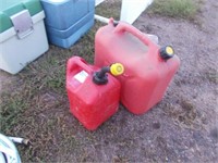 5 Gal & 2 Gal. Poly Gas Cans