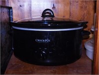 Large crock pot - Tupperware & other storage