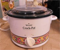 Small Crockpot slow cooker - Hamilton Beach