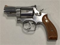 Smith & Wesson 357 Six Shot Revolver Stainless