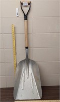 Truper Aluminum scoop shovel