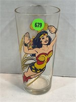 Wonder woman Pepsi character glass 1978