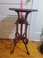 Ornate lamp table