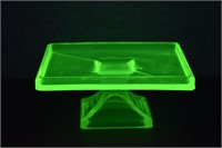 Clark's Uranium Glass Gum Pedestal Display