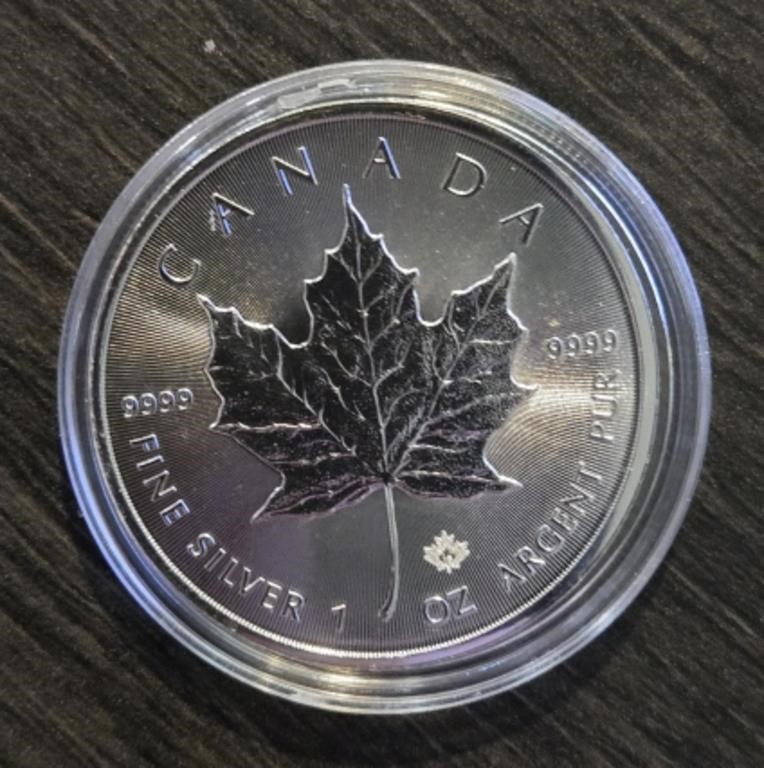 One Ounce Silver Round: Canadian Maple Leaf