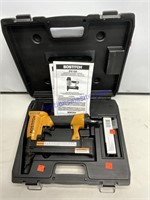 Bostitch, SX150 narrow, crown, pneumatic, stapler