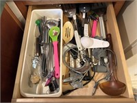 Contents of Kitchen Cabinet, Drawer & Remaining