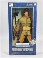 SOLDIERS OF THE WORLD USA ARTILLERY OFFICER NIB