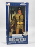 SOLDIERS OF THE WORLD USA ARTILLERY OFFICER NIB