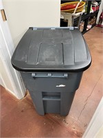 Large Rubbermaid trash bin