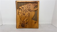 Wooden wolf decoration. Measures 10x12 inches