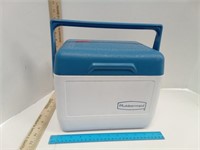 Rubbermaid 6 Qt Ice Chest