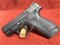 Smith & Wesson 9mm Pistol M&P 9 Shield - With 2
