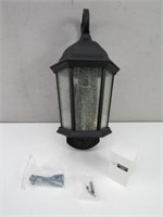 NEW Outdoor light w/Motion