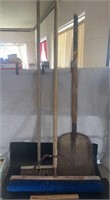 24" PUSH BROOM & SHOVEL & MORE