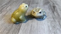Two candle frogs