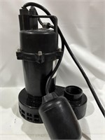$25.00 Used submersible pump