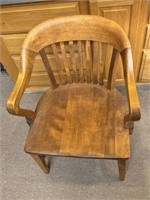 Wood Chair ( NO SHIPPING)