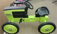 Ertl Steiger 4wd Pedal Tractor, New