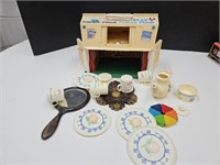 Fisher Price Barn & Play Dishes