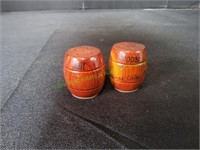 1" Wood Barrel Souvenir Salt & Pepper Shakers