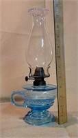 Small blue finger oil lamp - small base chimney