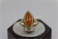 9K GOLD MARQUISE  CARNELIAN CABOCHON DRESS RING