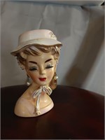 VINTAGE LADIES HEAD VASE EXCELLENT CONDITION