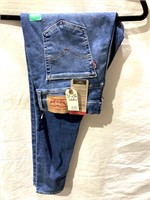 Levis Ladies Jeans 31x32