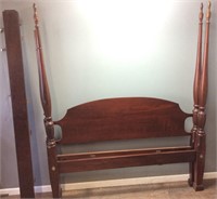 MAHOGANY QUEEN SIZE 4 POST BED & SIDE RAILS