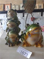 Ceramic frog planters