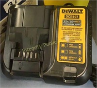 DeWalt 12V/20V Charger