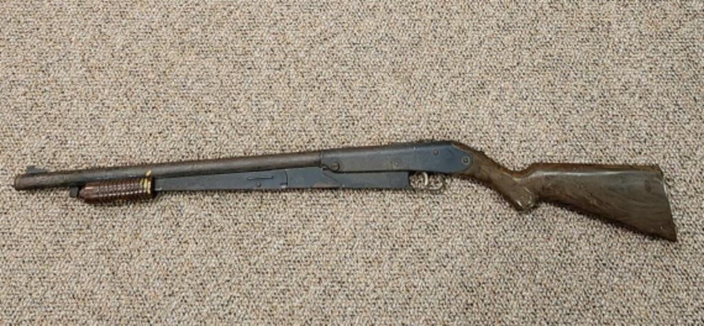 Vintage Daisy Pellet Gun