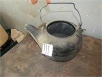 CAST IRON WOOD STOVE TEA POT -NO LID