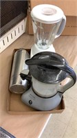 Lot of kitchen-blender & cocoa/latte machine