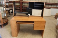 Computer desk